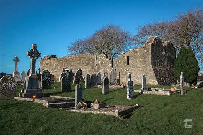 Lemanaghan, St Manchán's Church in Offaly. The ruined church is situated in a graveyard.